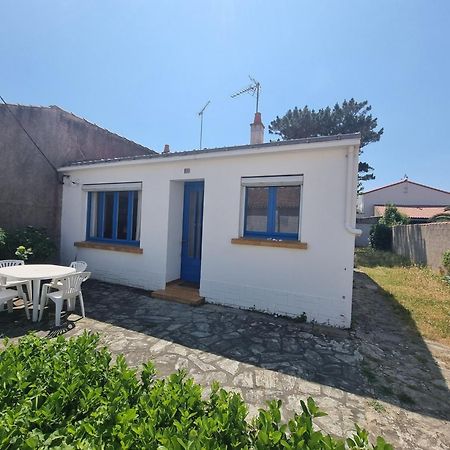 Maison Deux Chambres Avec Jardin A 100M De L'Ocean 莱萨布勒-多洛讷 外观 照片
